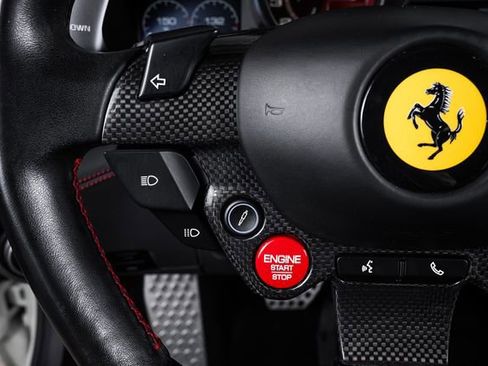 Used 2019 Ferrari GTC4Lusso AWD/4WD image 42