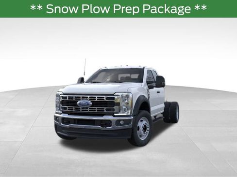 New 2026 Ford F450 XL w/ XL Chrome Package AWD/4WD image 2