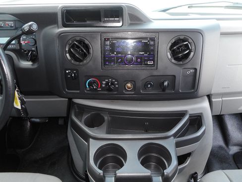Used 2012 Ford E-350 and Econoline 350 Super Duty w/ Premium Van Group image 27