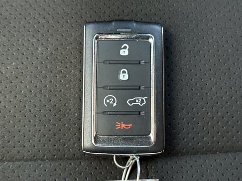 Used 2023 Jeep Grand Cherokee L Laredo AWD/4WD image 26