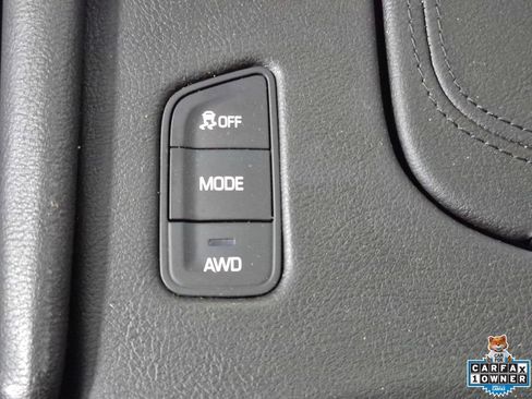 Used 2017 Cadillac XT5 Luxury w/ Driver Awareness Package AWD/4WD image 19