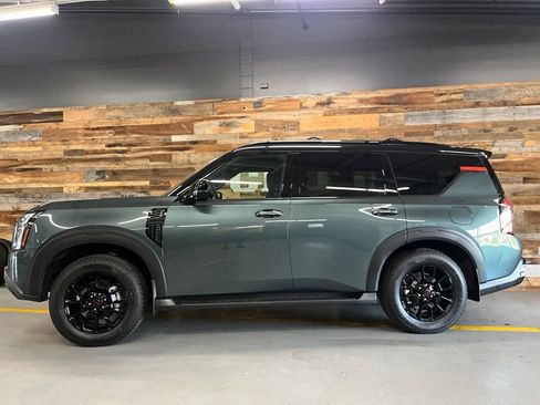 Used 2026 Nissan Armada PRO-4X w/ Captain's Chari Seat Package AWD/4WD image 9