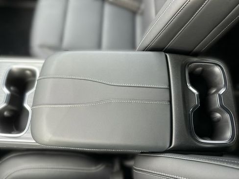 New 2026 GMC Acadia Elevation w/ Elevation Premium Package FWD image 24
