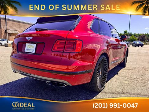 Used 2017 Bentley Bentayga AWD/4WD image 7