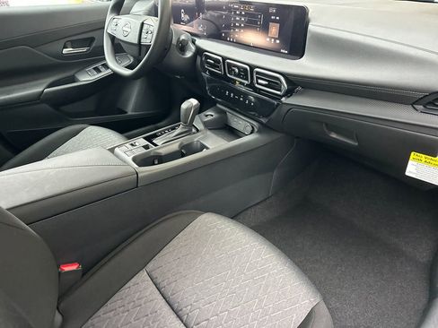 Used 2026 Nissan Sentra SV w/ Floor Mat Package FWD image 14