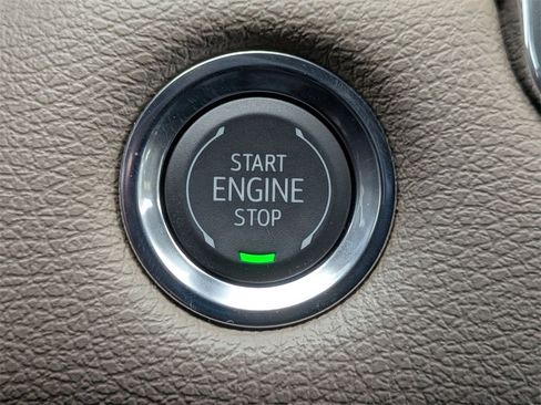 New 2026 GMC Canyon Denali image 22