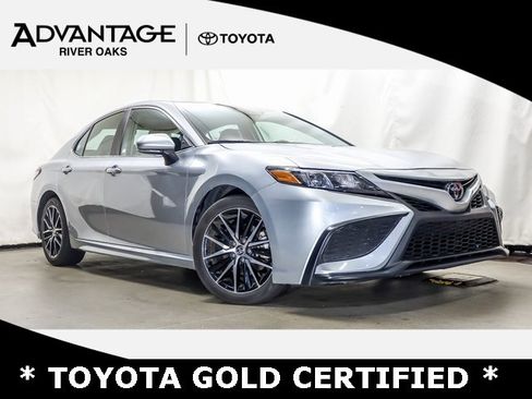 Certified 2023 Toyota Camry SE image 1