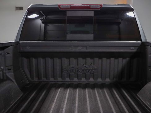 Used 2021 Chevrolet Silverado 1500 High Country image 32