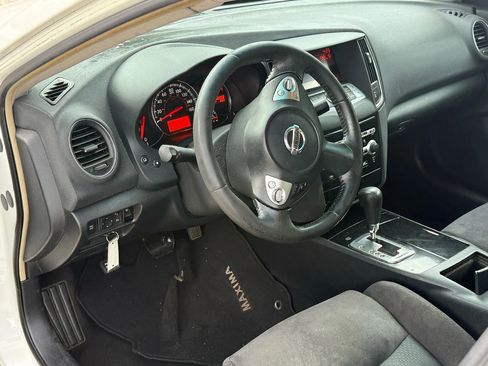 Used 2010 Nissan Maxima 3.5 S image 7