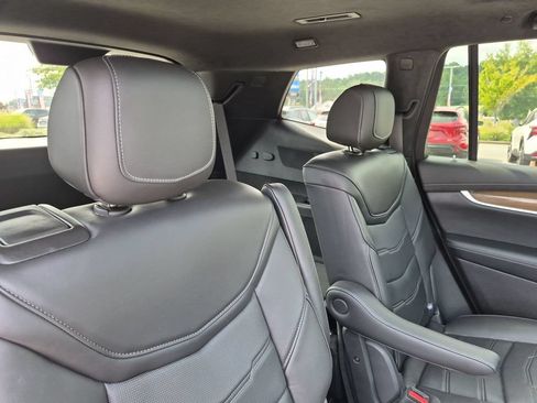 Used 2024 Cadillac XT6 Sport w/ Platinum Package AWD/4WD image 33