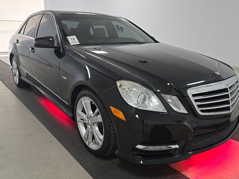 Used 2012 Mercedes-Benz E 350 Sedan image 5