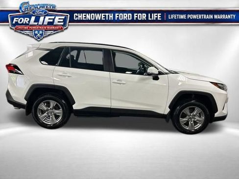 Used 2025 Toyota RAV4 XLE w/ Convenience Package AWD/4WD image 7