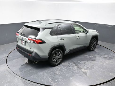 Used 2023 Toyota RAV4 XLE Premium image 41