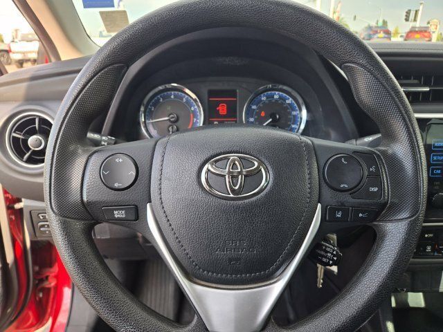 Certified 2018 Toyota Corolla LE FWD image 24