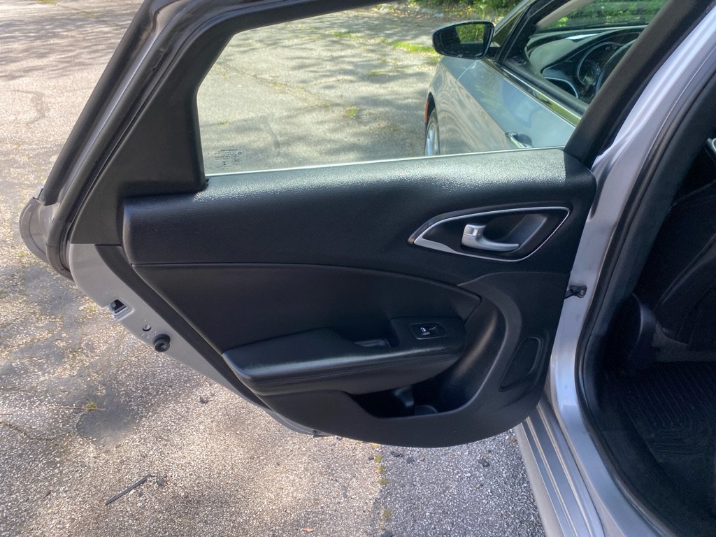 Used 2016 Chrysler 200 C AWD/4WD image 18