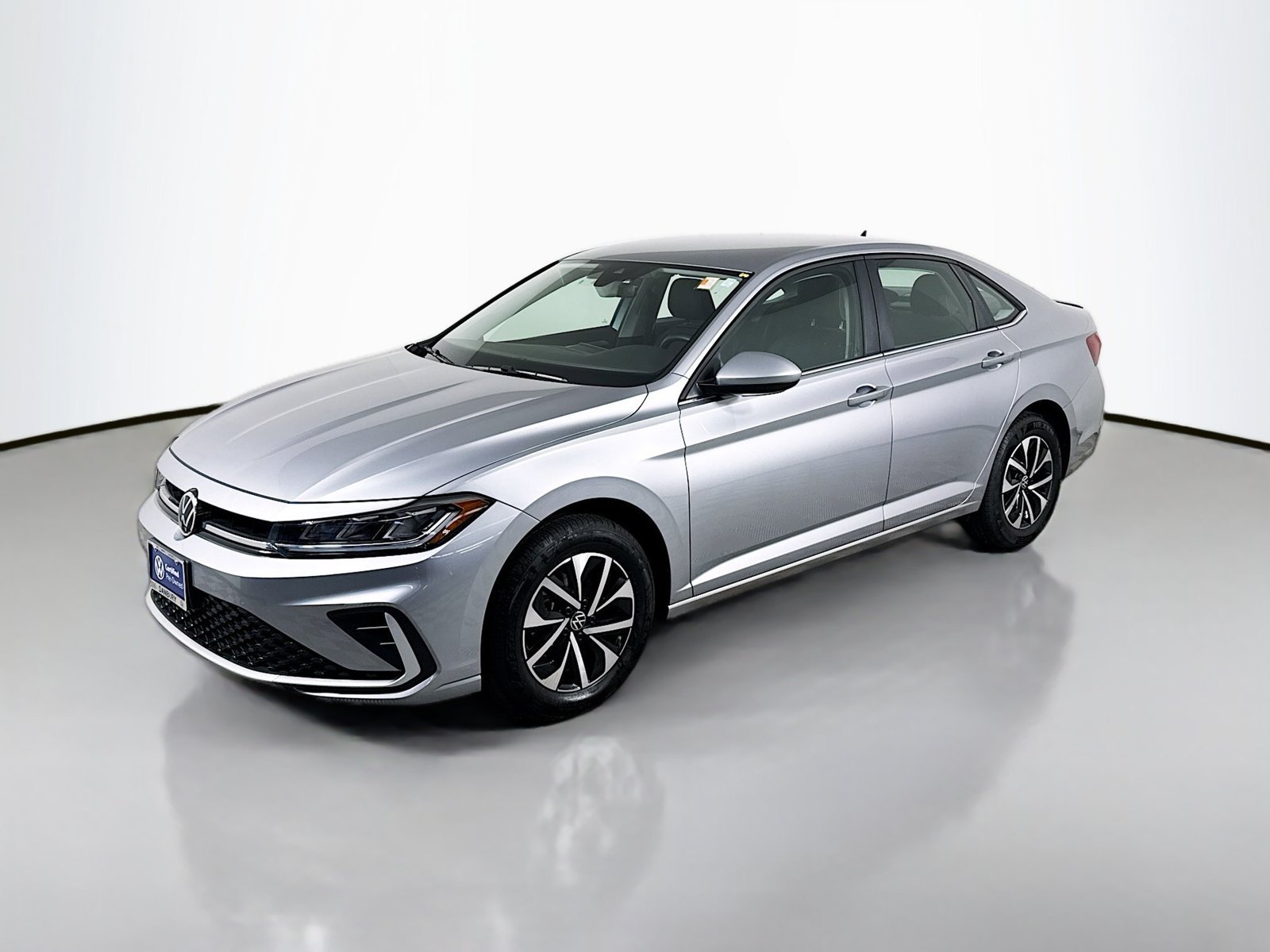 Used 2025 Volkswagen Jetta S FWD image 1