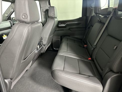 Used 2026 GMC Sierra 1500 SLT AWD/4WD image 24