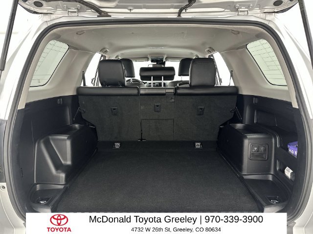 Used 2021 Toyota 4Runner Venture AWD/4WD image 23