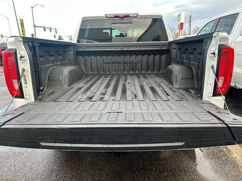 Used 2023 GMC Sierra 1500 Denali w/ Denali Reserve Package image 5