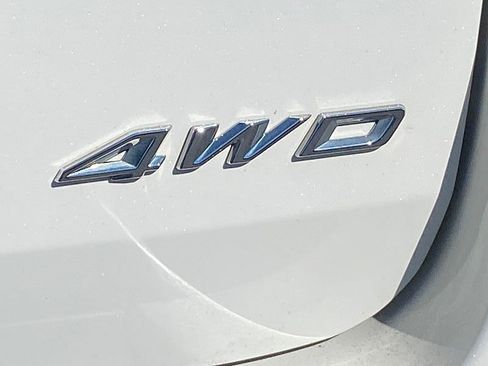 Used 2023 Ford Explorer Platinum w/ Technology Package AWD/4WD image 12