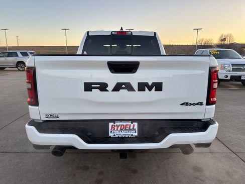 New 2026 RAM 1500 Express AWD/4WD image 30