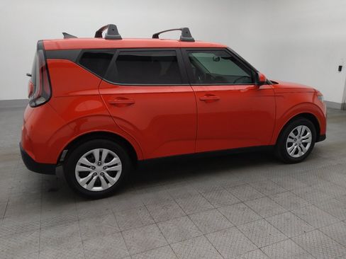 Used 2023 Kia Soul LX image 10