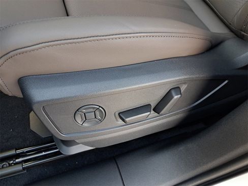 New 2025 Audi Q5 2.0T Premium Plus image 19