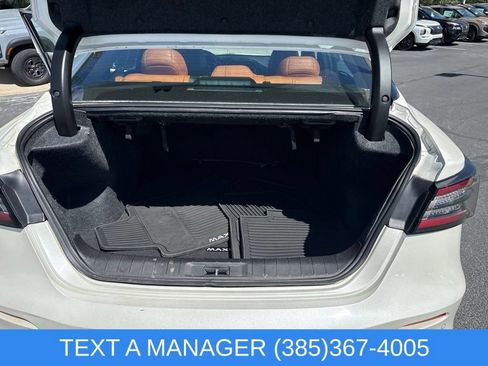 Used 2019 Nissan Maxima Platinum w/ Reserve Package FWD image 10