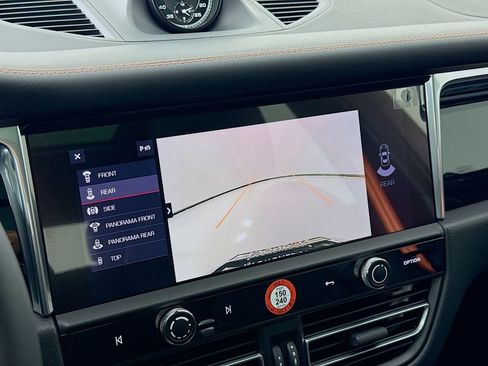 New 2026 Porsche Macan Turbo image 21