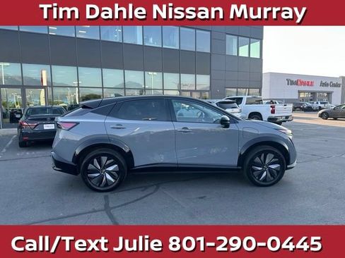 Used 2025 Nissan Ariya AWD image 13