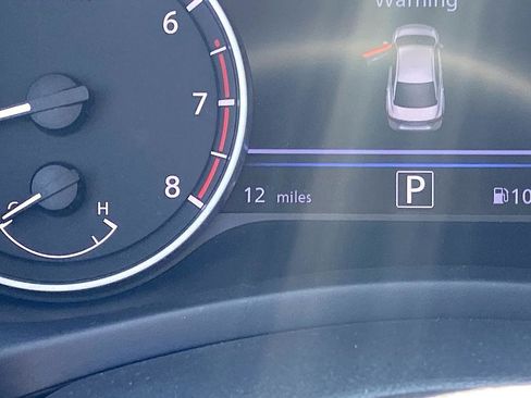 New 2025 Nissan Sentra SR image 7