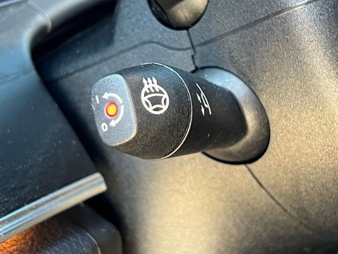 Certified 2021 Mercedes-Benz GLC 300 4MATIC image 18