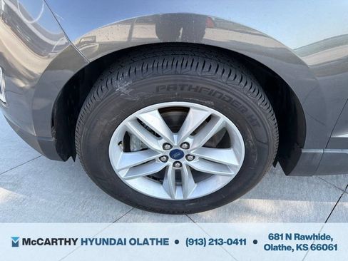 Used 2017 Ford Edge SEL w/ Equipment Group 201A FWD image 16