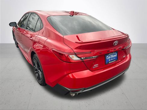 Certified 2025 Toyota Camry SE w/ Convenience Package image 10