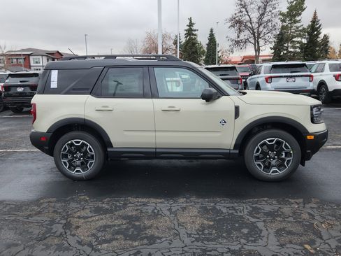 New 2025 Ford Bronco Sport Outer Banks w/ Outer Banks Tech Package+ image 15