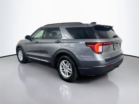 Used 2025 Ford Explorer Active RWD image 7