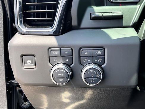 Used 2025 GMC Sierra 1500 Denali Ultimate AWD/4WD image 64