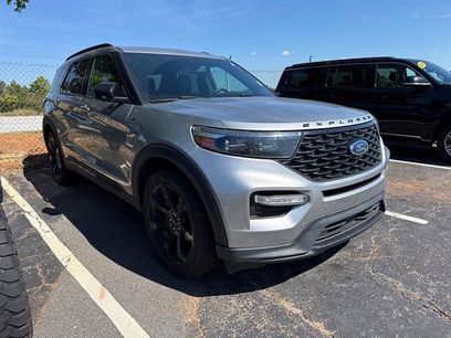 Used 2023 Ford Explorer ST-Line w/ Class IV Trailer Tow Package