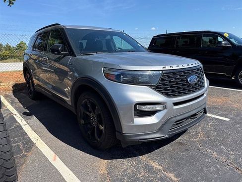 Used 2023 Ford Explorer ST-Line w/ Class IV Trailer Tow Package RWD image 1