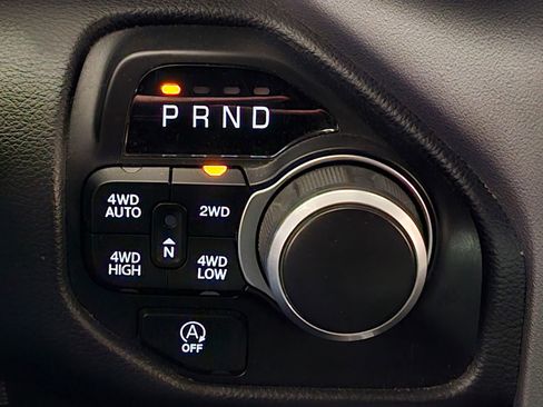 Used 2022 RAM 1500 Big Horn AWD/4WD image 22