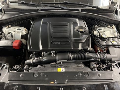 Used 2020 Land Rover Range Rover Velar S image 37