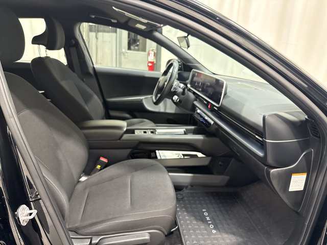 Used 2024 Hyundai Ioniq 6 SE AWD/4WD image 29
