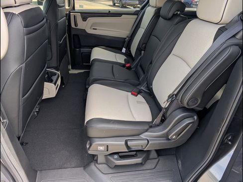 New 2026 Honda Odyssey Elite image 11