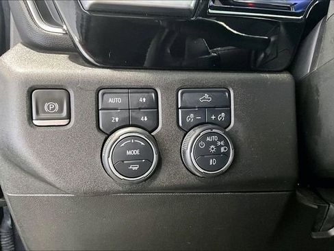 Used 2022 Chevrolet Silverado 1500 RST AWD/4WD image 39