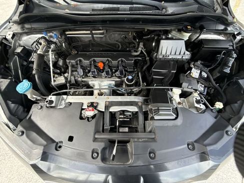Used 2017 Honda HR-V LX image 26