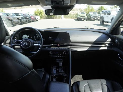 Used 2024 Hyundai Elantra Limited FWD image 25