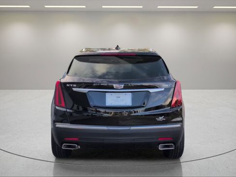 New 2025 Cadillac XT5 Luxury image 4