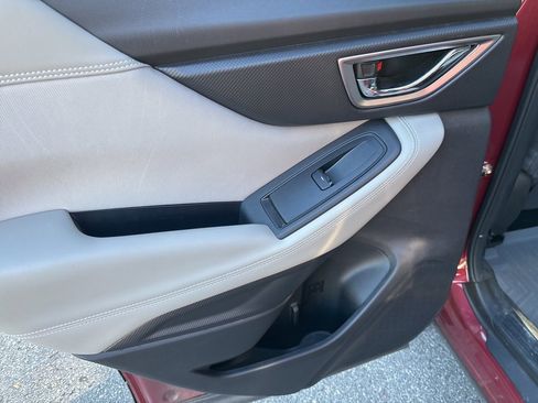 Used 2023 Subaru Forester Premium image 6