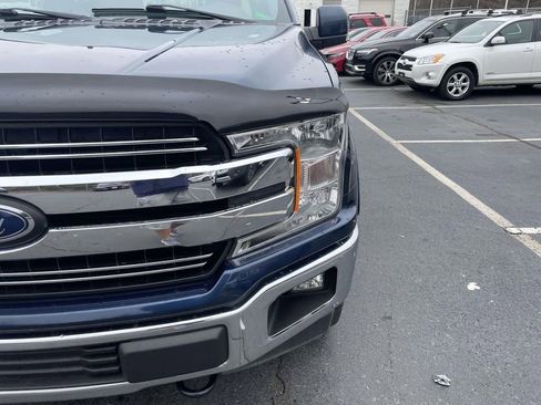 Used 2020 Ford F150 Lariat w/ FX4 Off-Road Package image 14