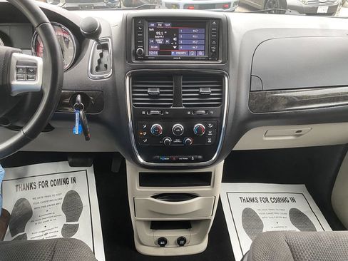 Used 2017 Dodge Grand Caravan SE w/ Power Window Group image 20